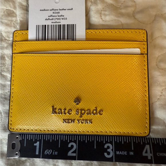 NWT Kate Spade Yellow Cardholder. Sunny and Chic - Picture 6 of 7